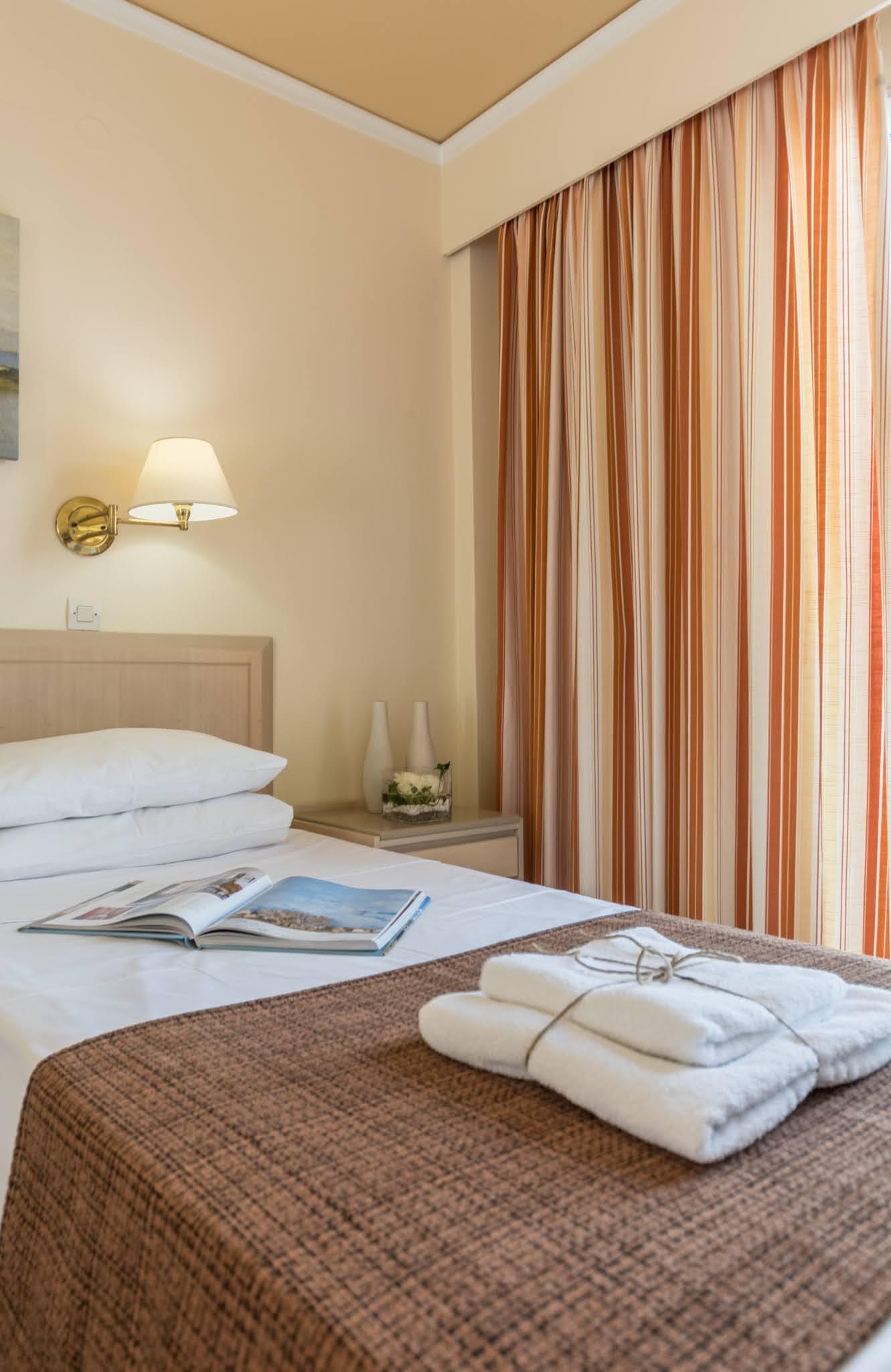 Dedalos Hotel Mália Kültér fotó